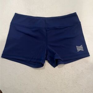 Treign Navy Blue athletic Booty 2.5” Shorts.
GUC!